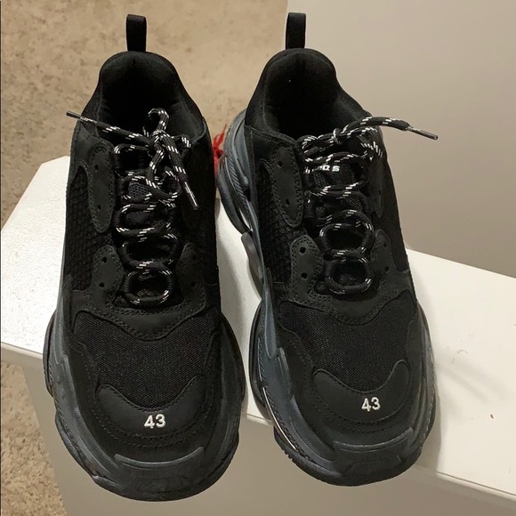 Balenciaga Triple S size 43/10M - Picture 2 of 5